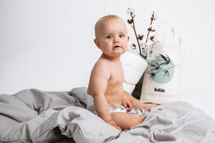 Täcke Spjälsäng Bambu 100x140 cm - Vit BeKids