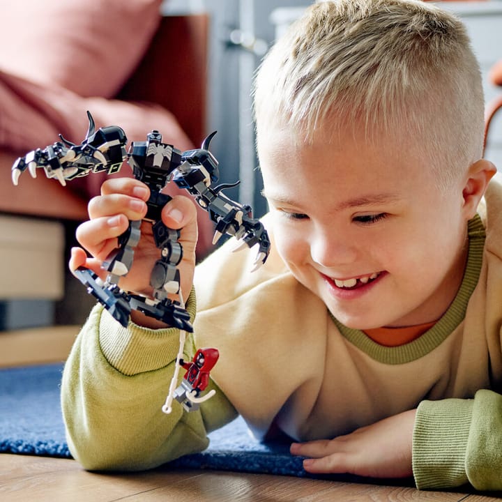 Venoms Robotrustning mot Miles Morales LEGO