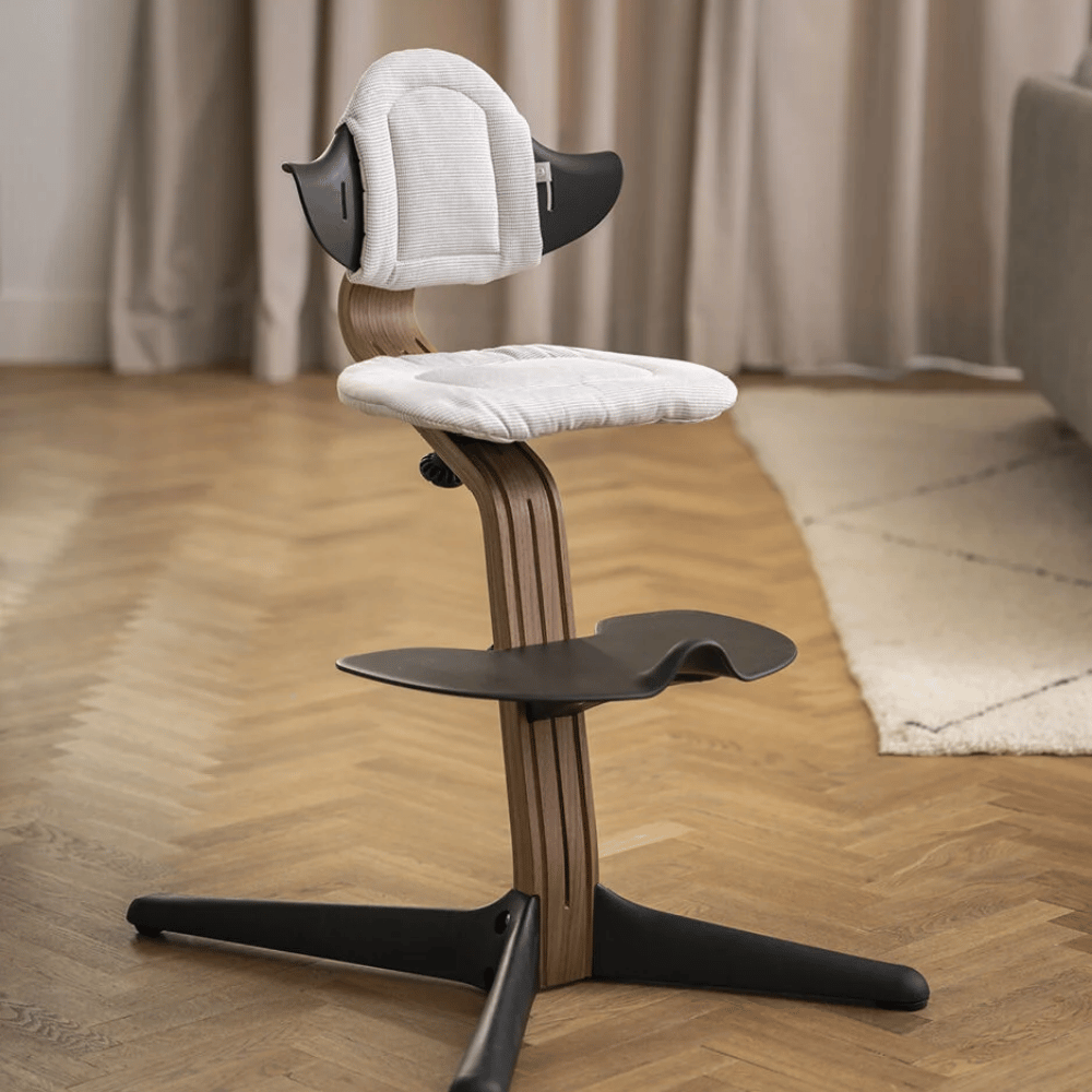 Nomi Matstol - Walnut Black Stokke