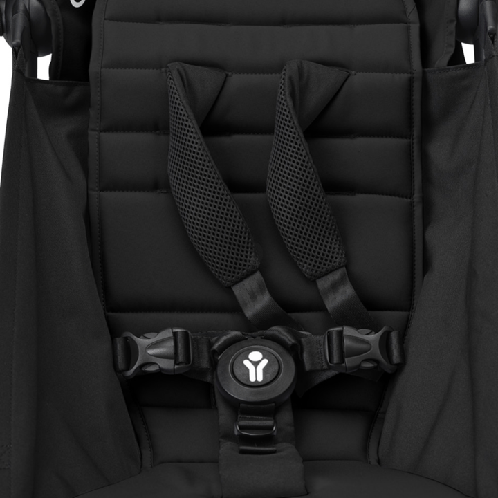 Yoyo 6+ Färgklädsel - Black Stokke