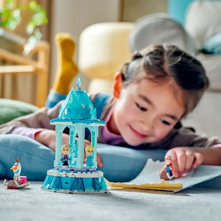 Disney Princess 43218 Anna and Elsas Magiska Karusell LEGO
