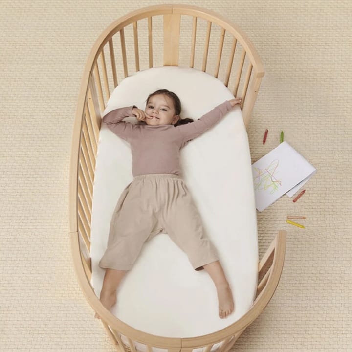 Sleepi V3 Spjälsäng - Natural Stokke