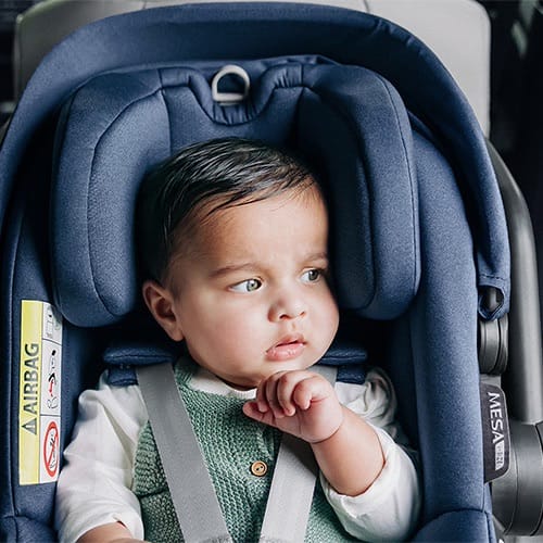 MESA i-SIZE Babyskydd - Noa UPPAbaby