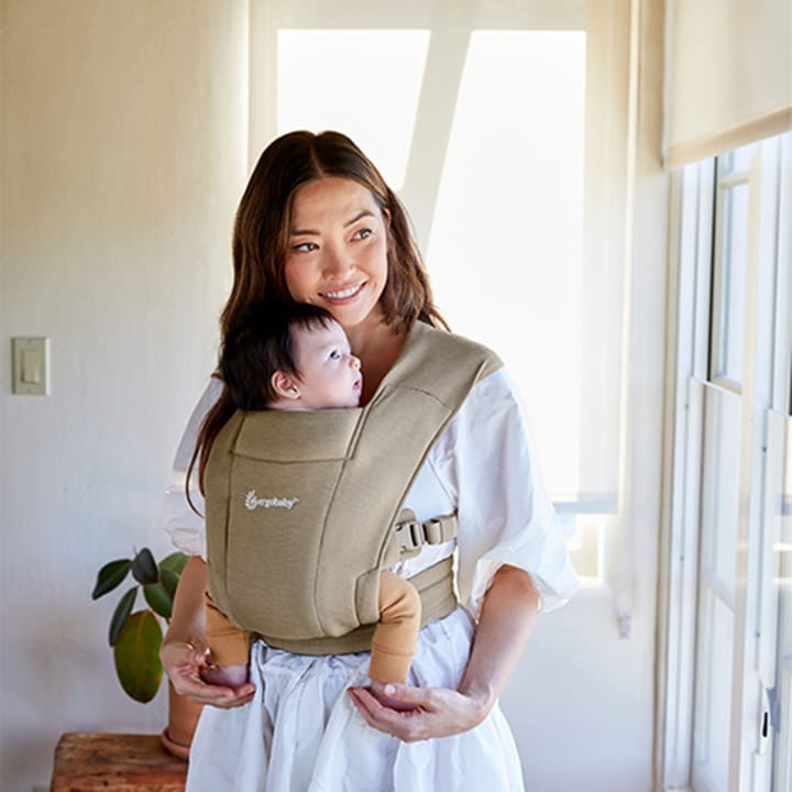 Bärsele Embrace - Soft Olive Ergobaby
