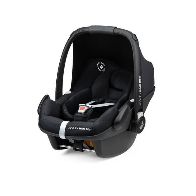 x Maxi-Cosi Babyskydd - Black Joolz