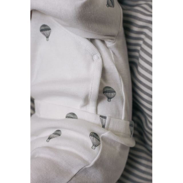 Newborn Onesie/Pyjamas Parachute Konges Slöjd