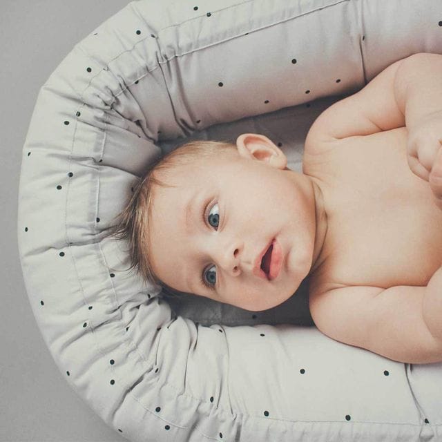Gro Babynest Classic - Dot Dumbo Grey Liewood