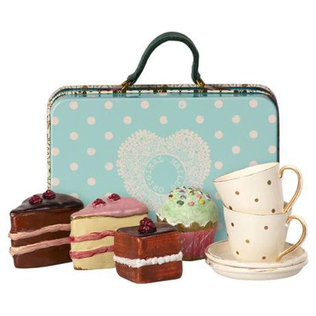 Suitcase W 4 Cakes And Tableware For 2 Maileg