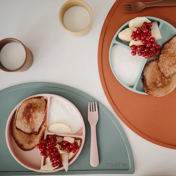 Indelad Tallrik Med Sugpropp - Blush Mushie