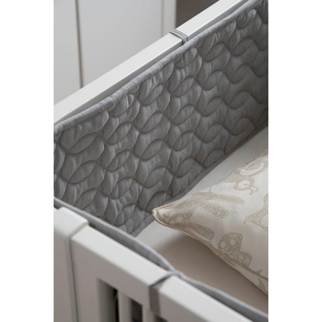 Spjälskydd Quiltad - Elephant Grey Sebra