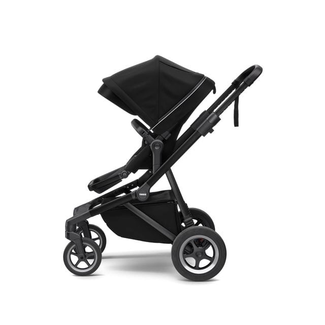 Sleek Sittvagn - Black On Black Thule